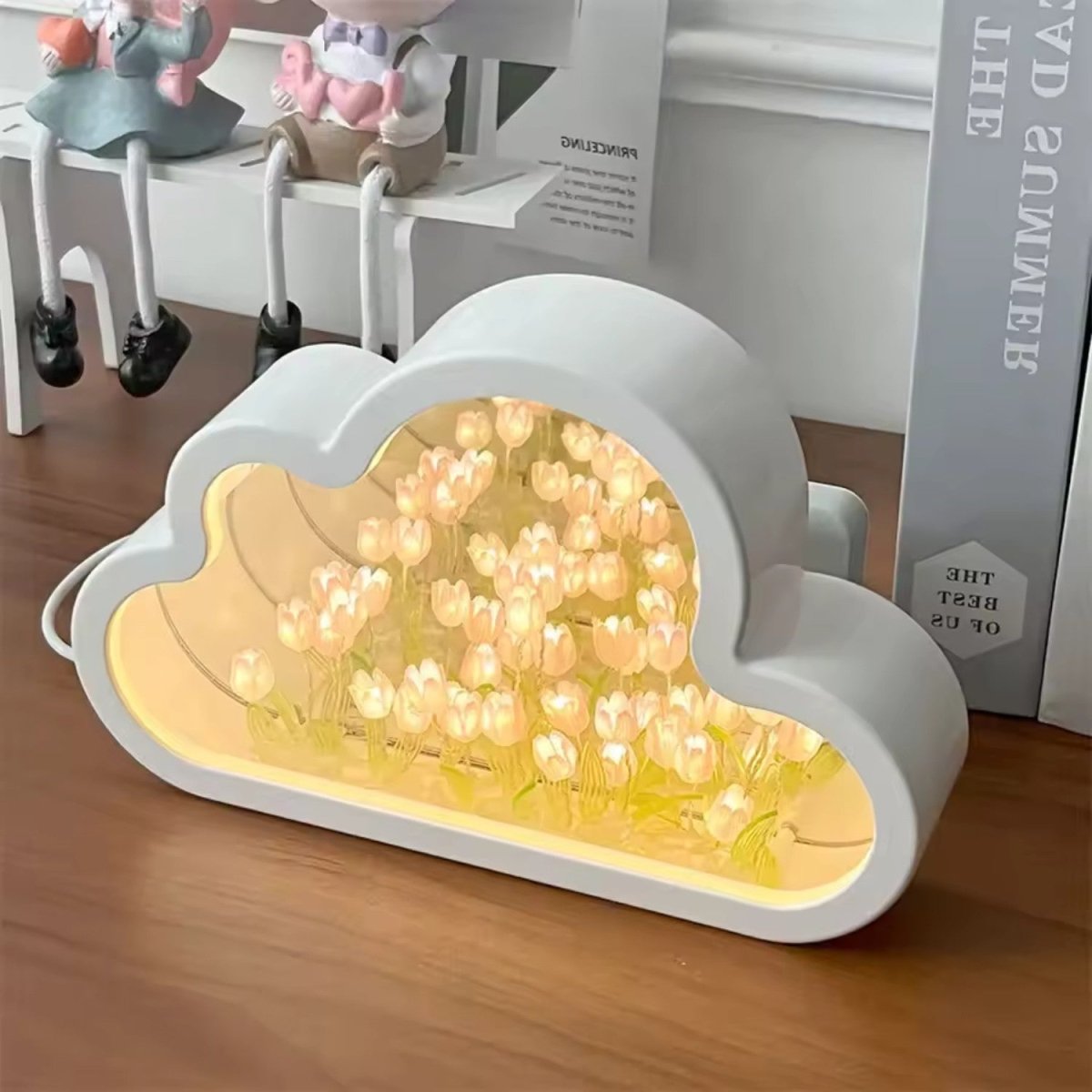 Candeeiro Nuvem de Tulipas ao Entardecer - Luz - Vessa