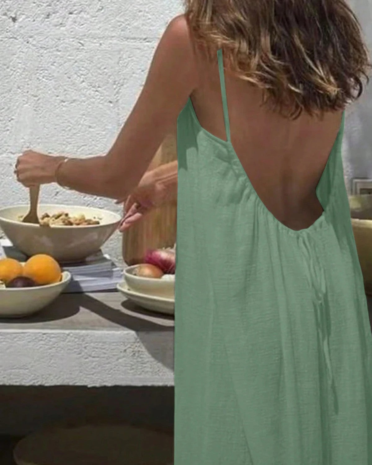 Vestido Feminino de Algodão com Costas Abertas Ajustáveis