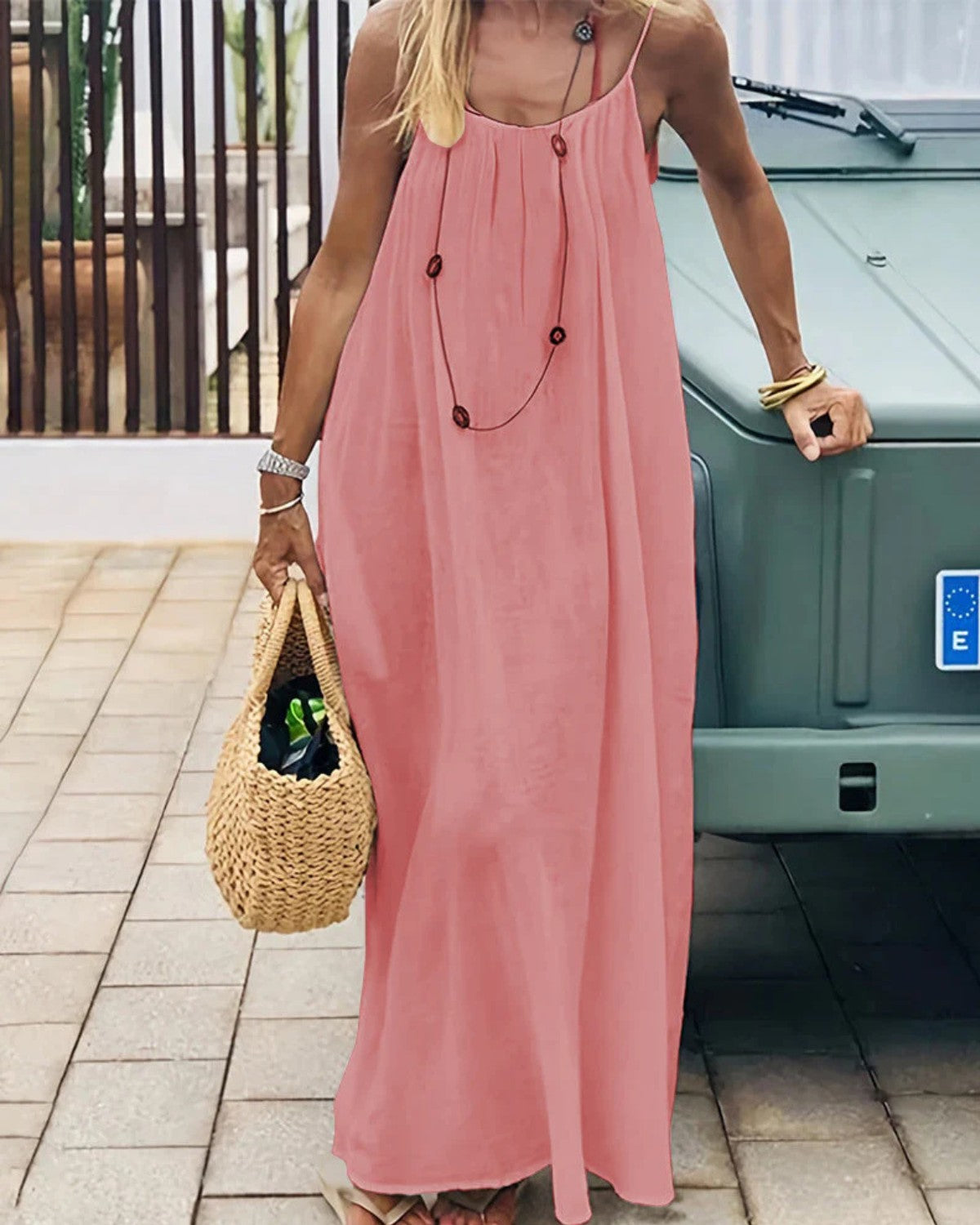 Vestido Feminino de Algodão com Costas Abertas Ajustáveis