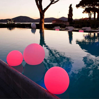 Luz de Jardim Esférica Iluminada Ecológica - Luz de Jardim - Vessa