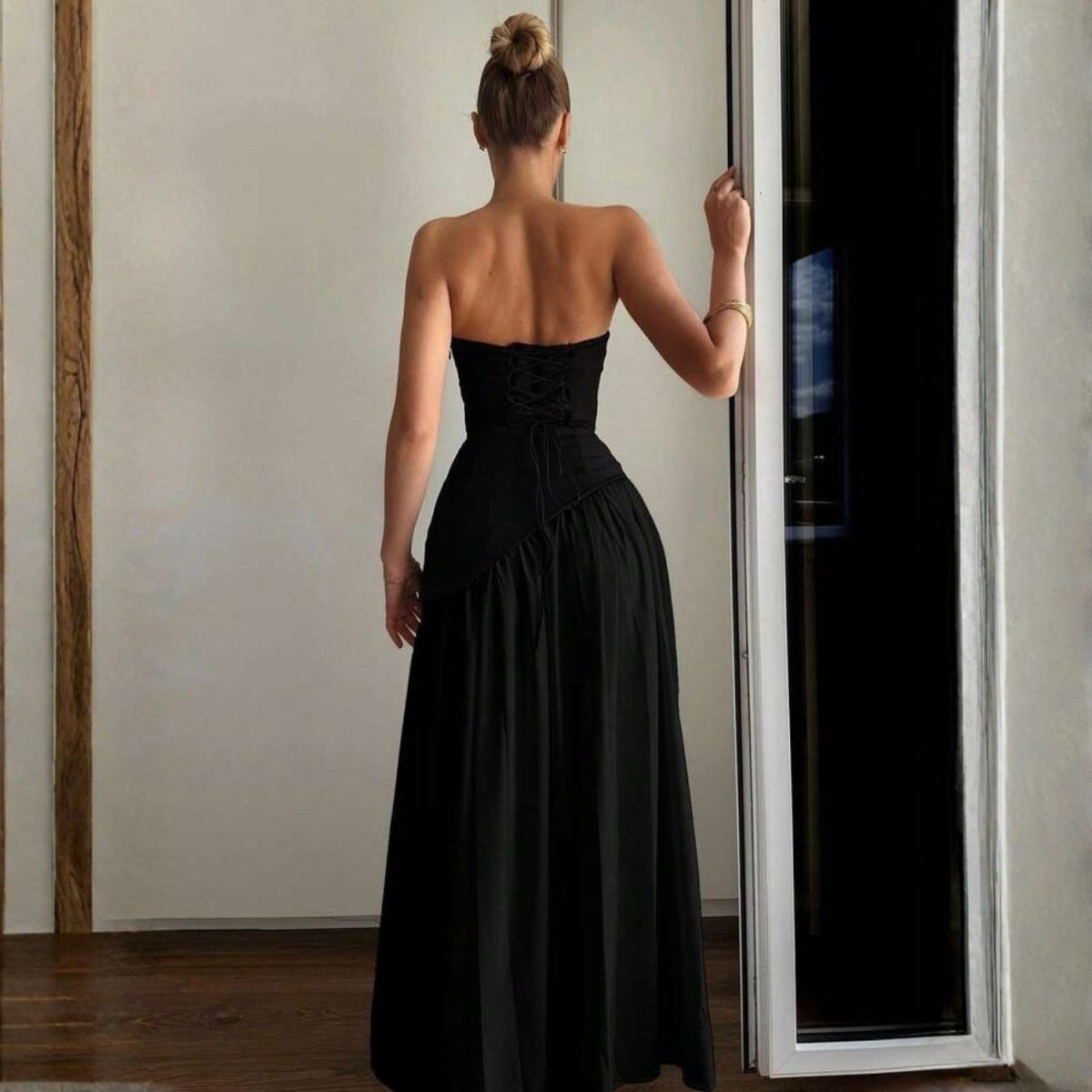 Vestido Maxi com Corpete Justo - Vestido Maxi - Vessa