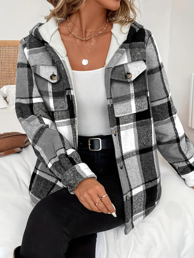 Casaco-Camisa Xadrez com Forro em Fleece e Capuz para Mulher - Casaco de Inverno de Mulher - Vessa