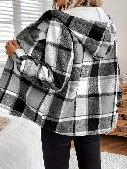 Casaco-Camisa Xadrez com Forro em Fleece e Capuz para Mulher - Casaco de Inverno de Mulher - Vessa