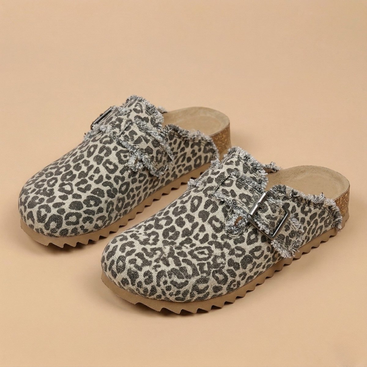 Chinelo com Fivela em Pelúcia Confortável - Chinelo Ortopédico - Vessa