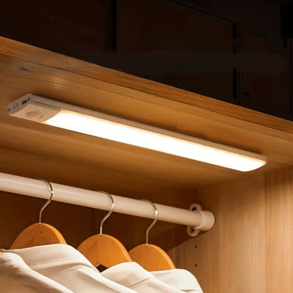 Luz de Armário Recarregável com Sensor de Movimento - Luz com Sensor de Movimento - Vessa