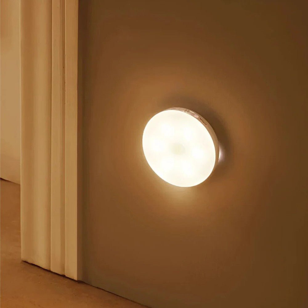 Luz com Sensor de Movimento Recarregável - Luz com Sensor de Movimento - Vessa