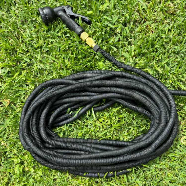 Mangueira de Jardim Extensível de 30m – Antienrolo, Sem Emaranhar, Ultra Duradoura - Mangueira de Jardim - Vessa
