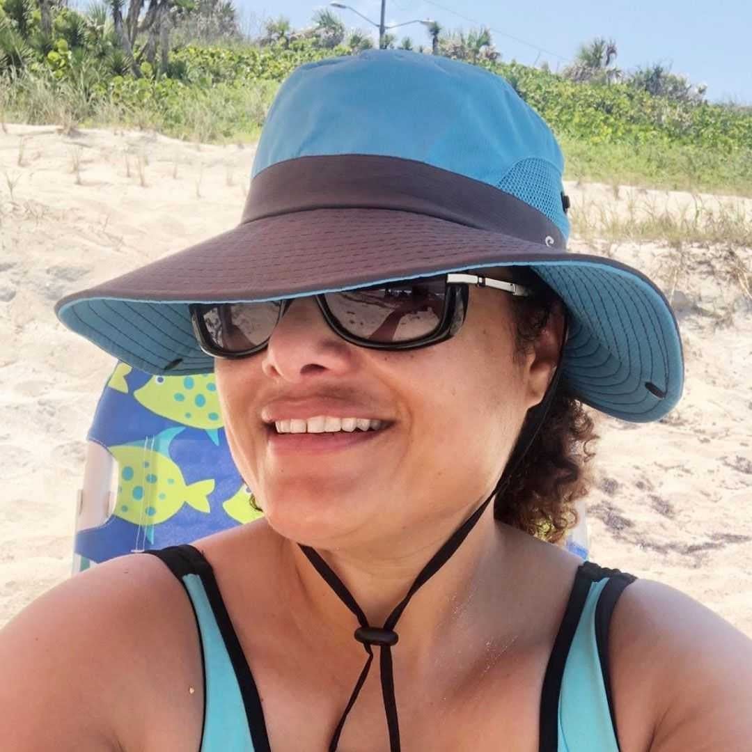 Chapéu de Sol de Aba Larga com Proteção UV UVGuard para Mulher - Chapéu de Verão - Vessa